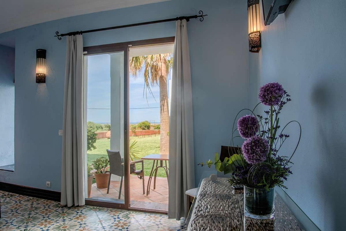 Apartamentos Turisticos Bahia De Trafalgar Zahora Dış mekan fotoğraf