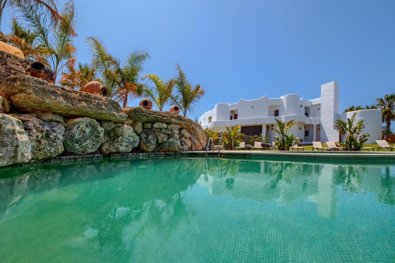 Apartamentos Turisticos Bahia De Trafalgar Zahora Dış mekan fotoğraf